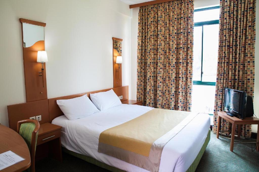 Gorillas Volcanoes Hotel Ruhengeri Zewnętrze zdjęcie