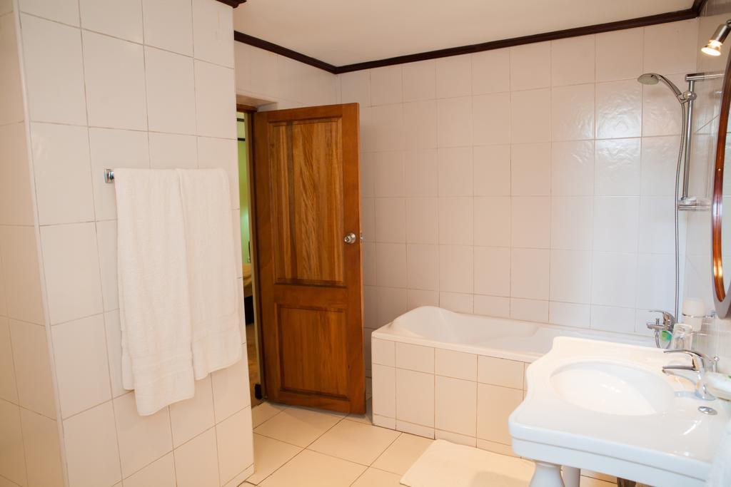 Gorillas Volcanoes Hotel Ruhengeri Pokój zdjęcie