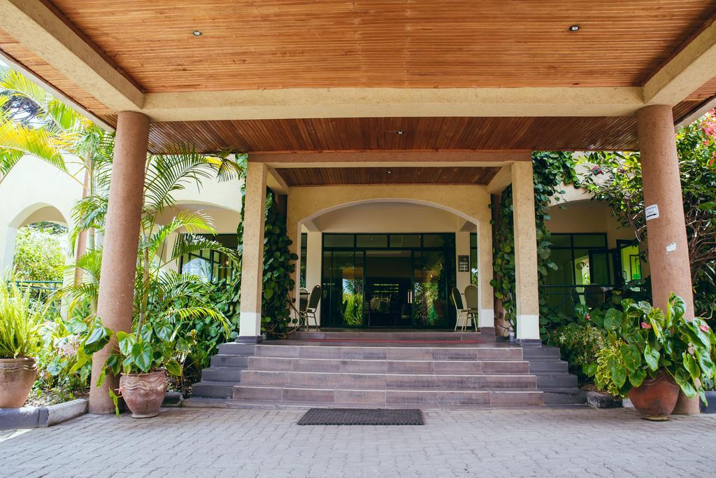 Gorillas Volcanoes Hotel Ruhengeri Zewnętrze zdjęcie