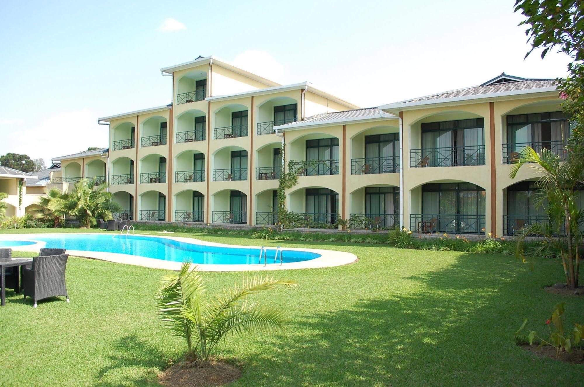 Gorillas Volcanoes Hotel Ruhengeri Zewnętrze zdjęcie