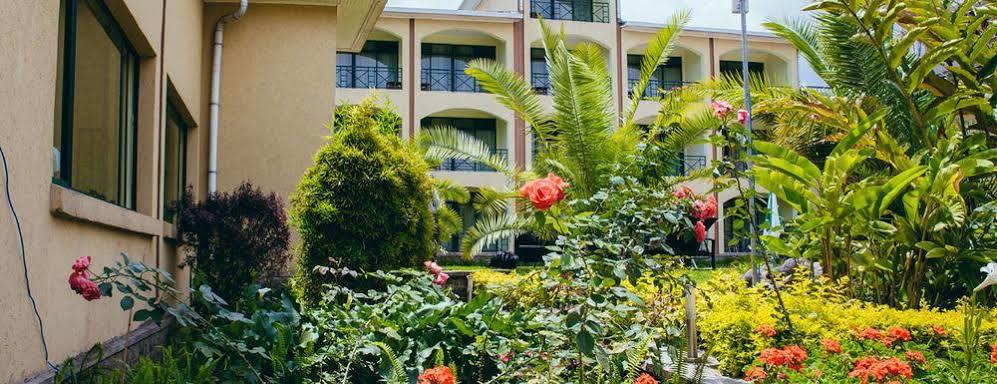 Gorillas Volcanoes Hotel Ruhengeri Zewnętrze zdjęcie